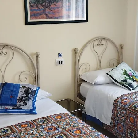A Due Passi Dal Molino Homestay *
