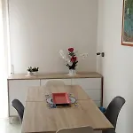A Due Passi Dal Molino Δωμάτια σε οικογενειακή κατοικία Valderice